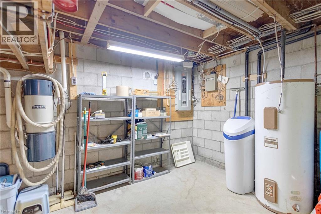 Photo 6 of 745920 Township 4 Road, Woodstock ON