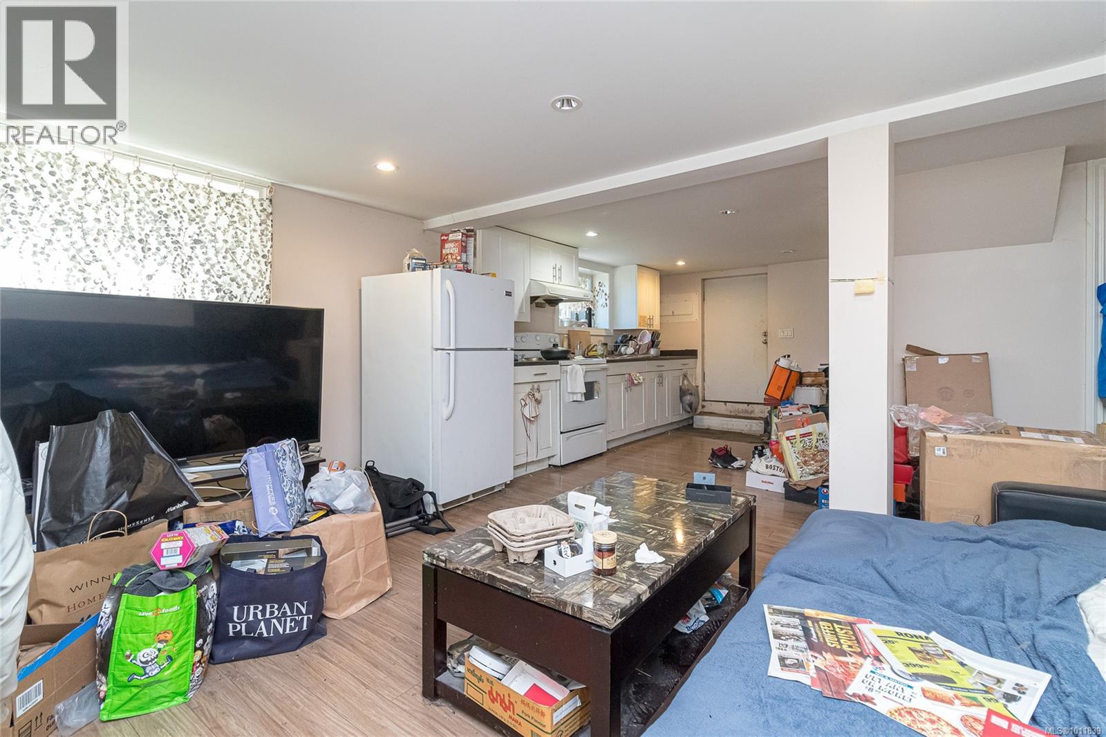 1237 Hillside Ave, Victoria