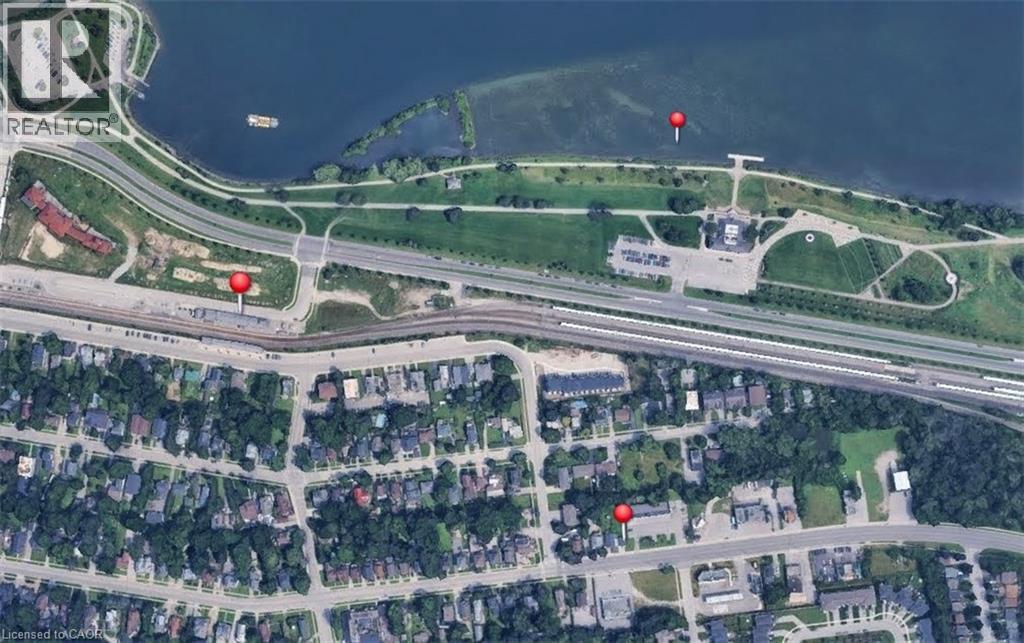 Photo 7 of 147 Burton Avenue, Barrie ON