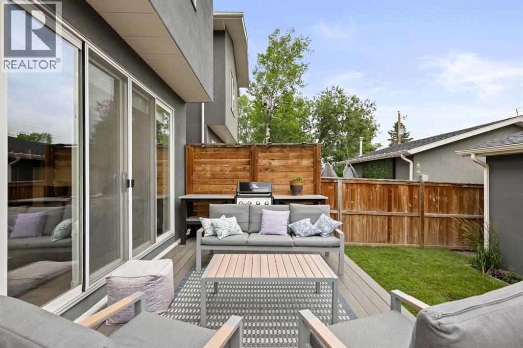 Photo 21 of 2832 42 Street Sw, Calgary AB