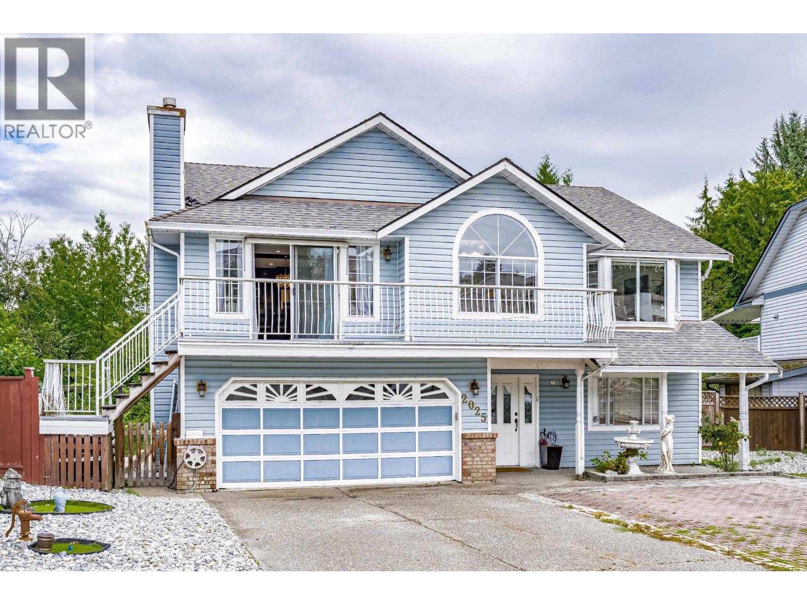 Photo 14 of 2025 Poel Place, Port Coquitlam BC