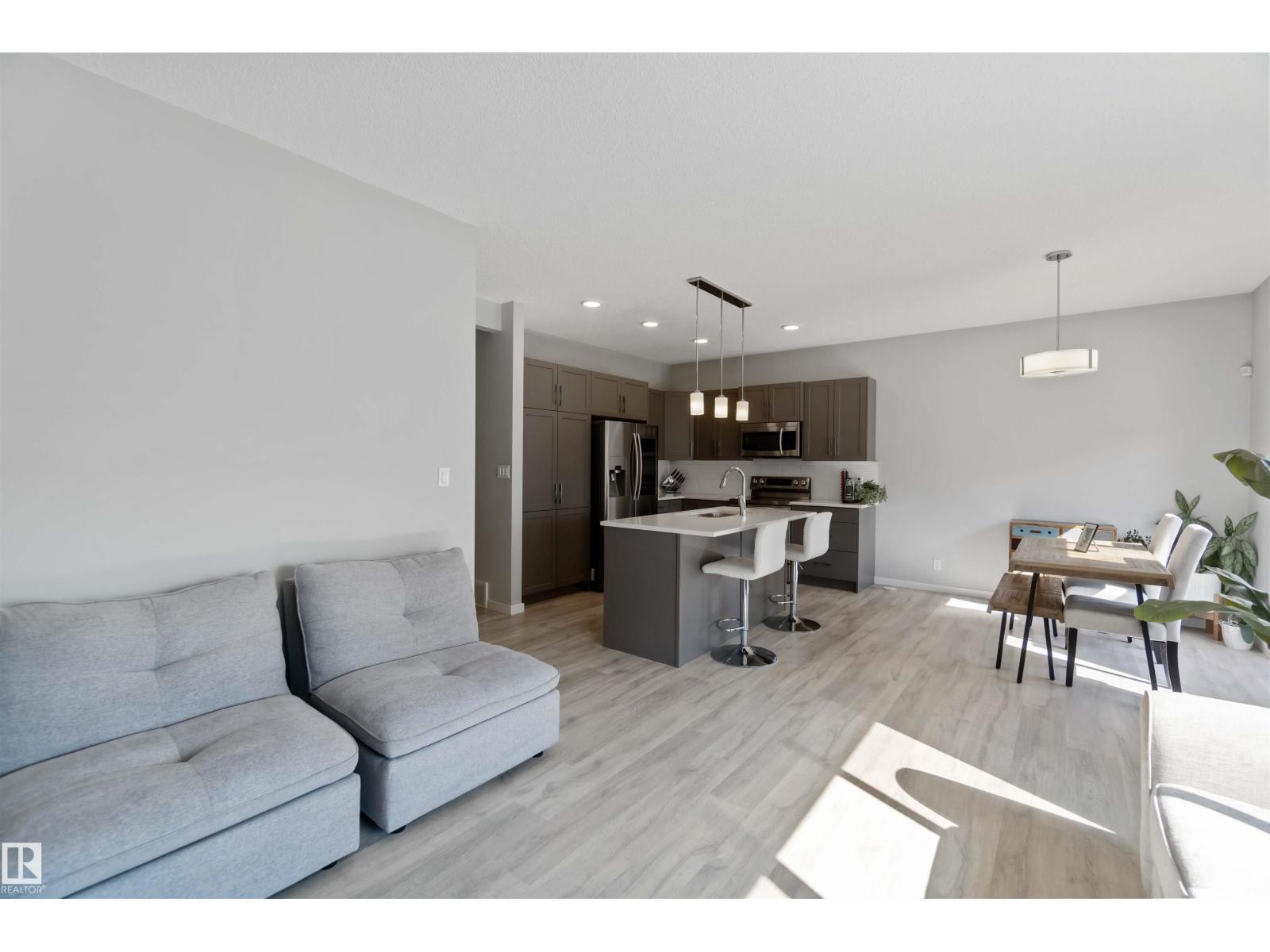 Photo 37 of 15847 22 Av Sw, Edmonton AB