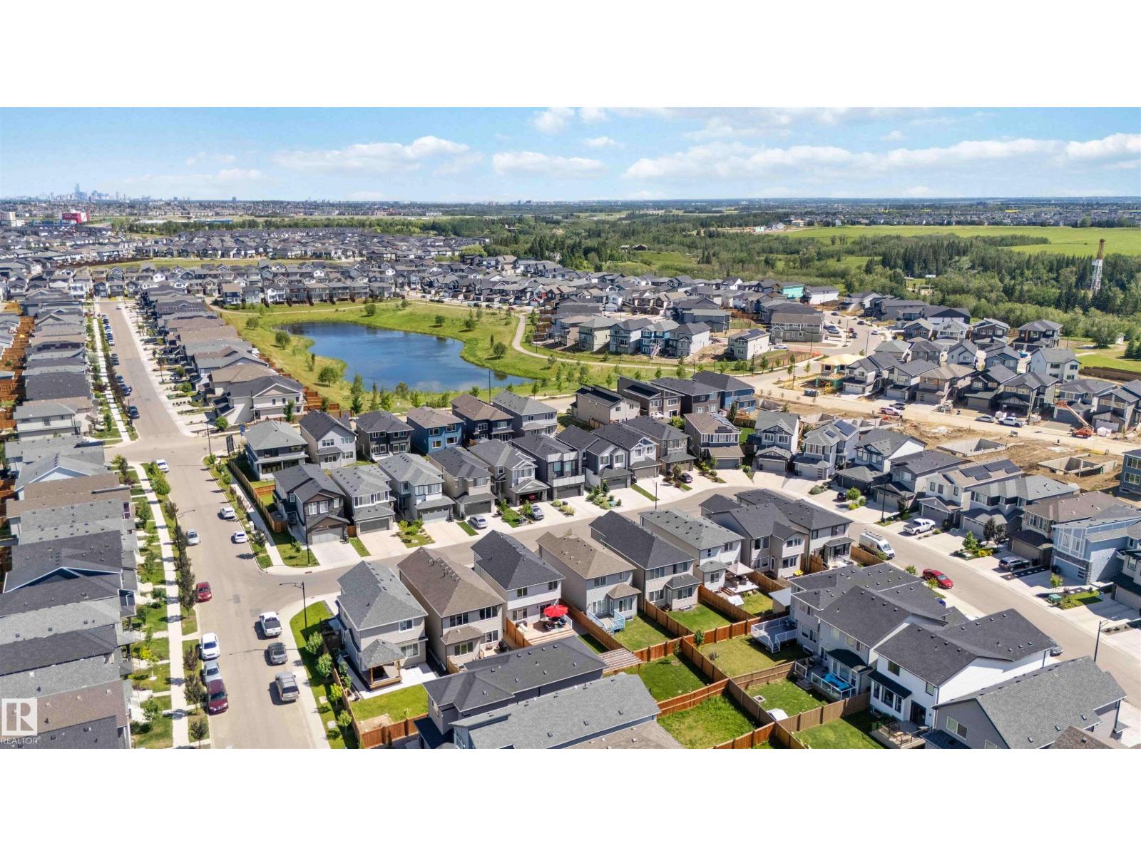Photo 13 of 15847 22 Av Sw, Edmonton AB