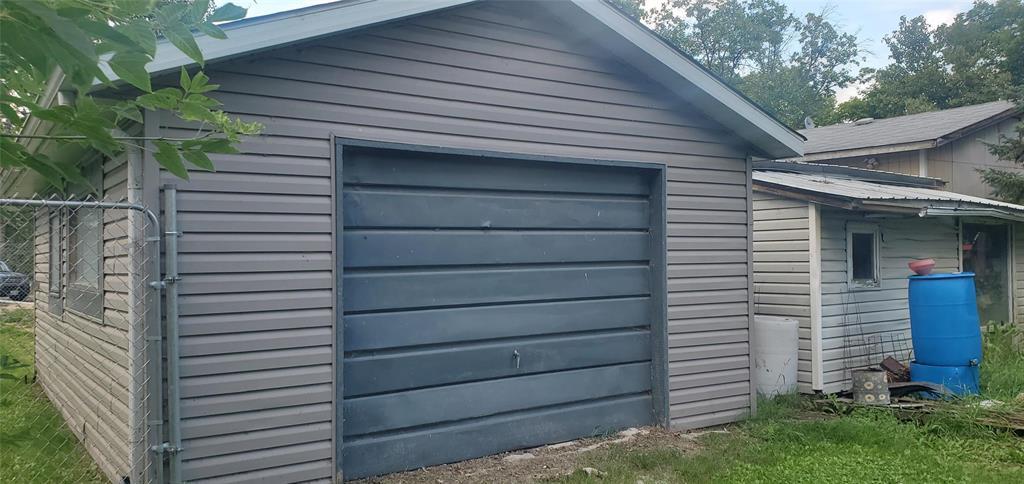 Photo 3 of 310 Boyd Avenue, Petersfield MB