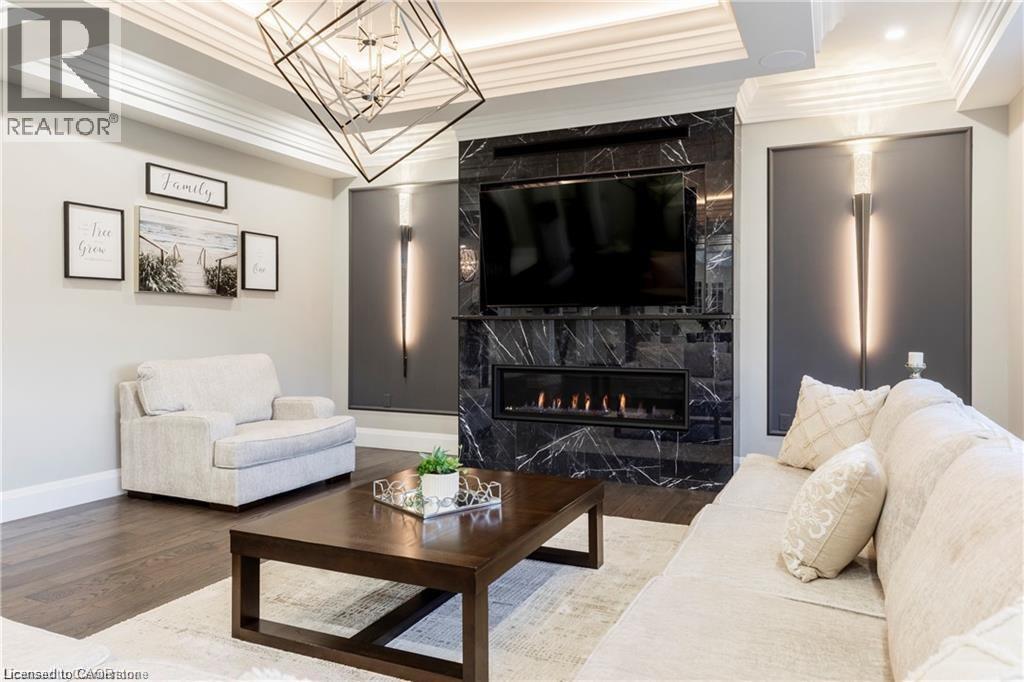 Photo 5 of 187 Sunnyridge Road, Ancaster ON