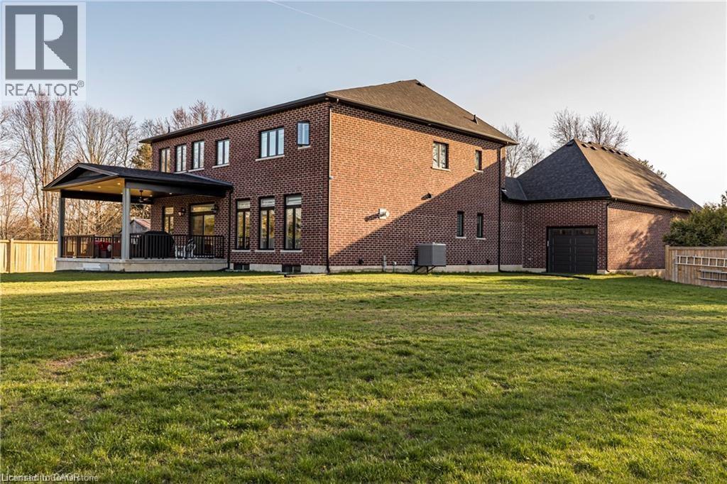 Photo 10 of 187 Sunnyridge Road, Ancaster ON