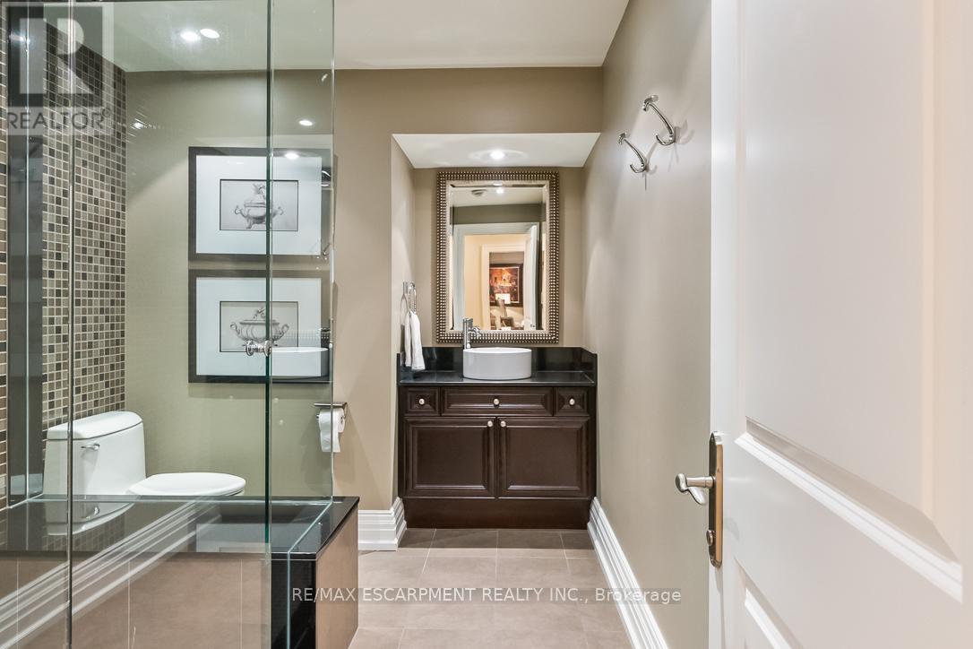 Photo 23 of 1229 Minaki Road, Mississauga ON