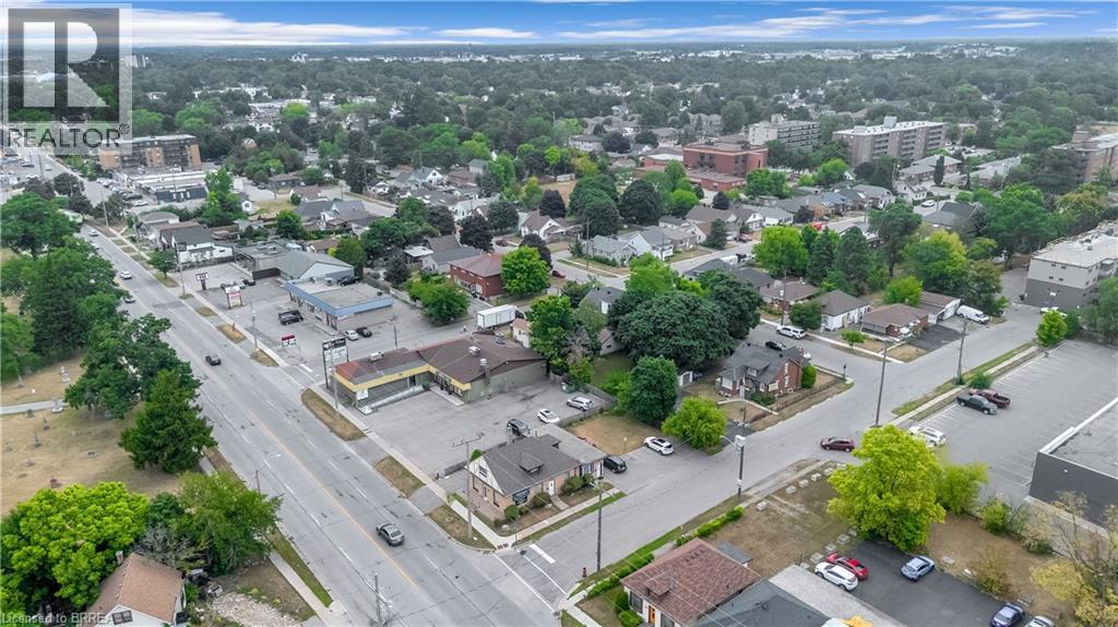Photo 13 of 393 St Paul Avenue Unit C, Brantford ON
