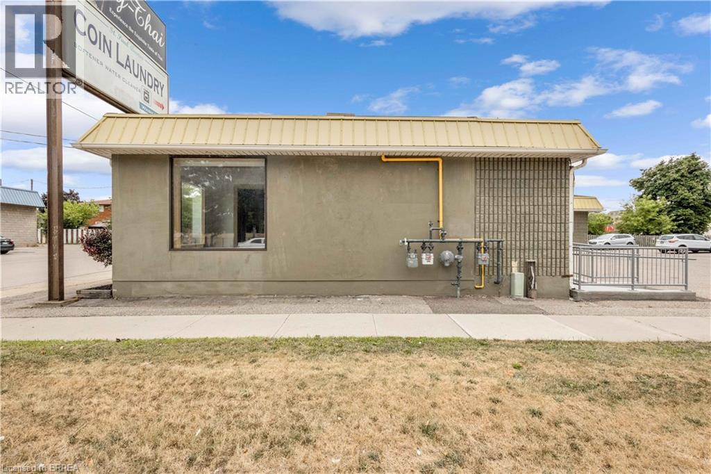 Photo 29 of 393 St Paul Avenue Unit C, Brantford ON