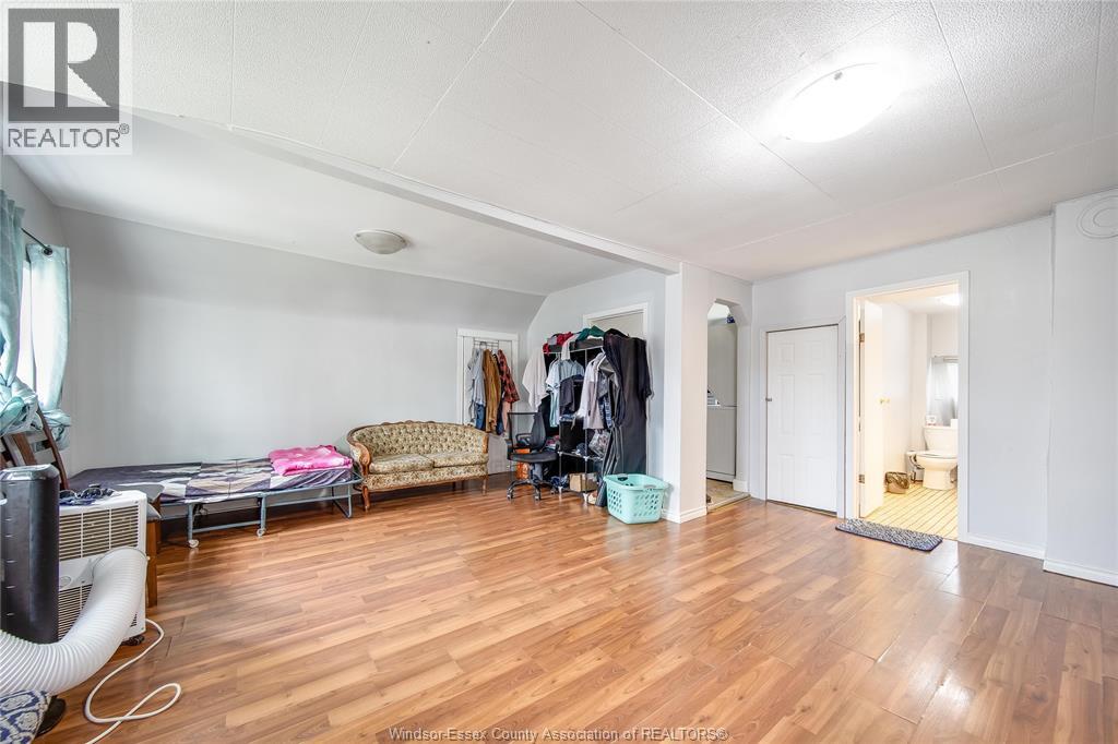 Photo 14 of 736 University Avenue, Windsor ON