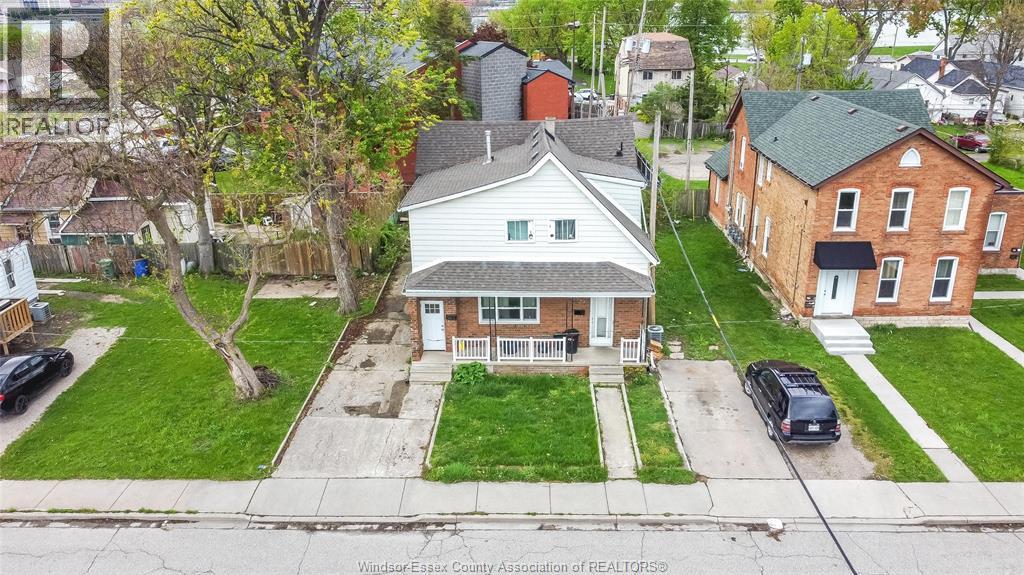 Photo 10 of 736 University Avenue, Windsor ON
