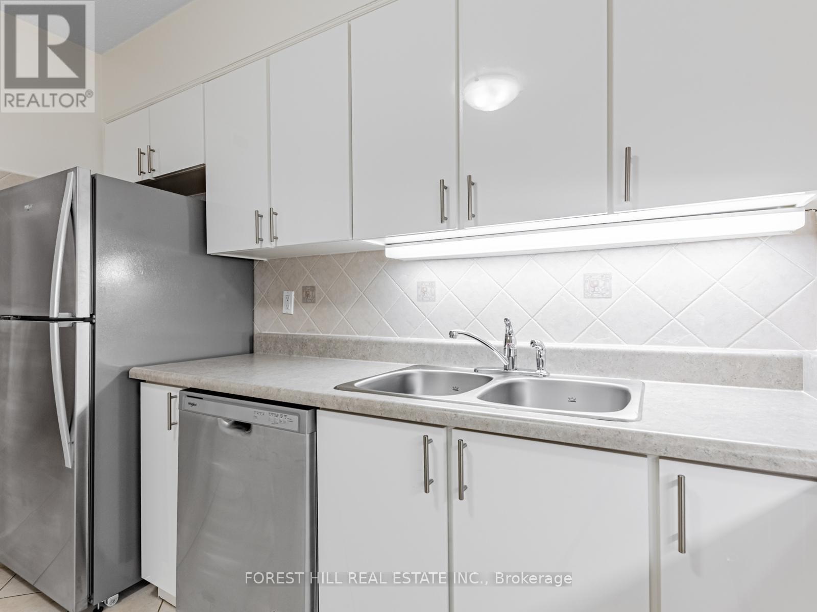 Photo 28 of Pl 5 4001 Bayview Avenue, Toronto ON