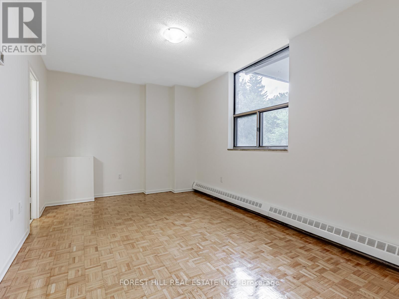 Photo 6 of Pl 5 4001 Bayview Avenue, Toronto ON
