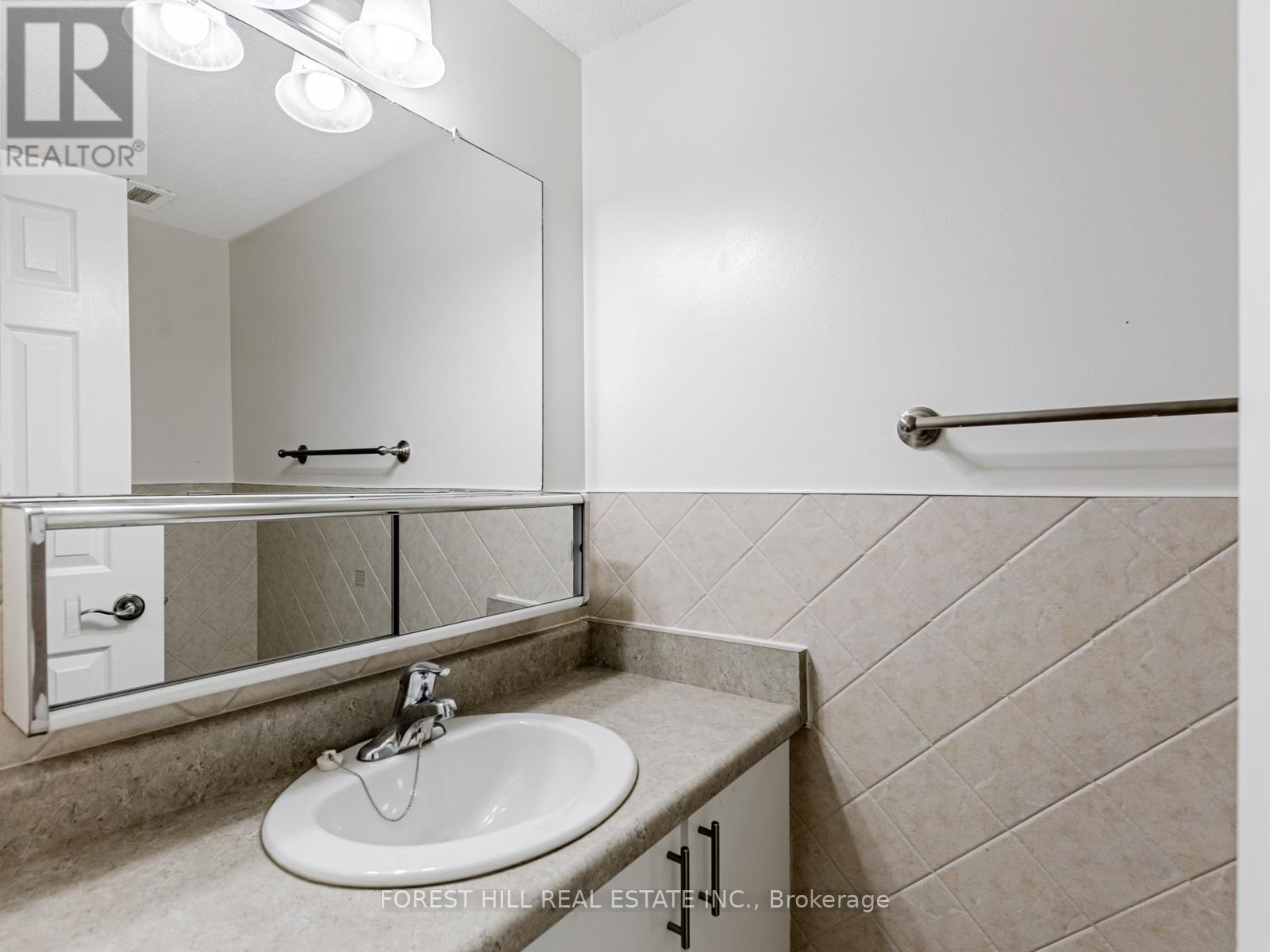 Photo 30 of Pl 5 4001 Bayview Avenue, Toronto ON