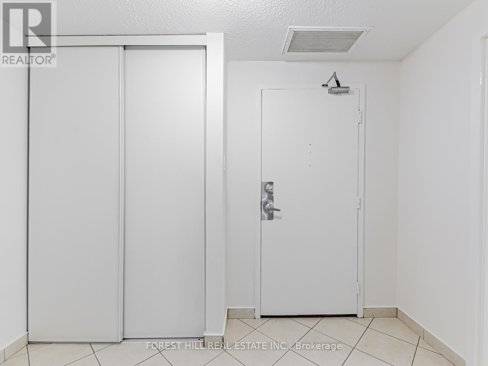 Photo 8 of Pl 5 4001 Bayview Avenue, Toronto ON