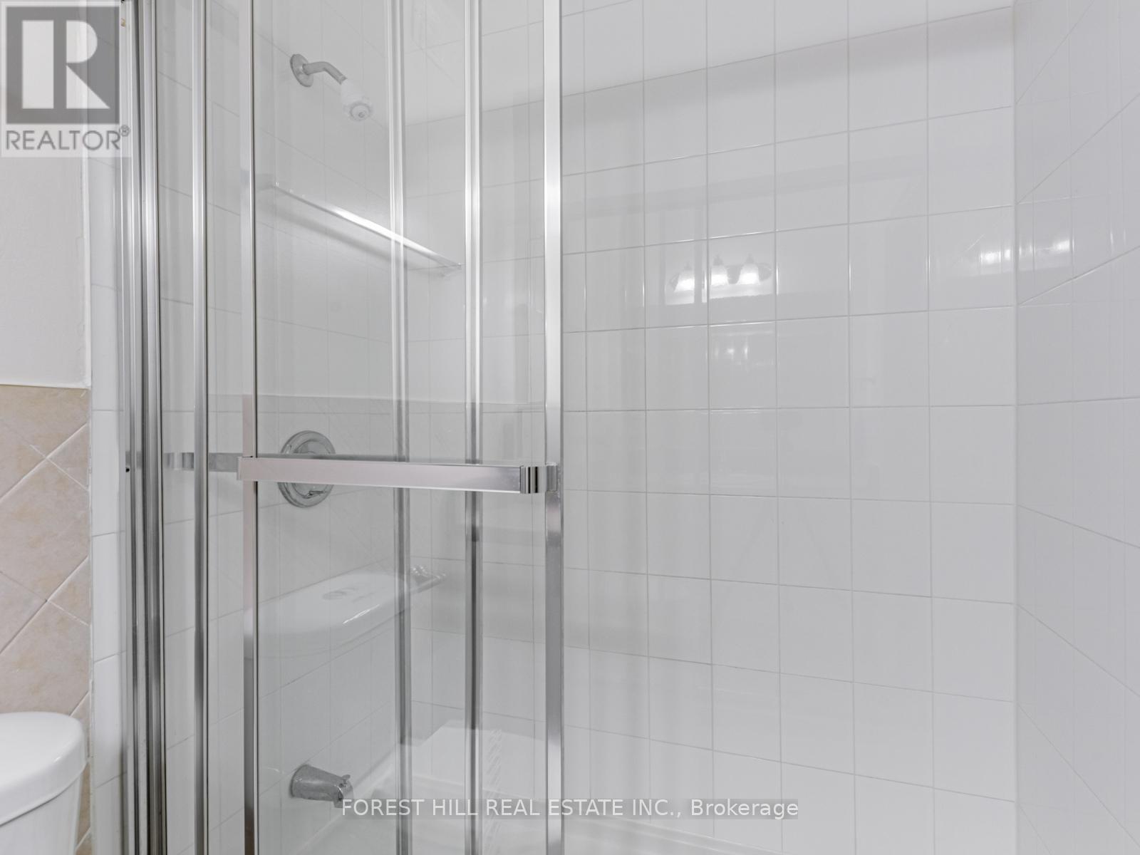 Photo 17 of Pl 5 4001 Bayview Avenue, Toronto ON