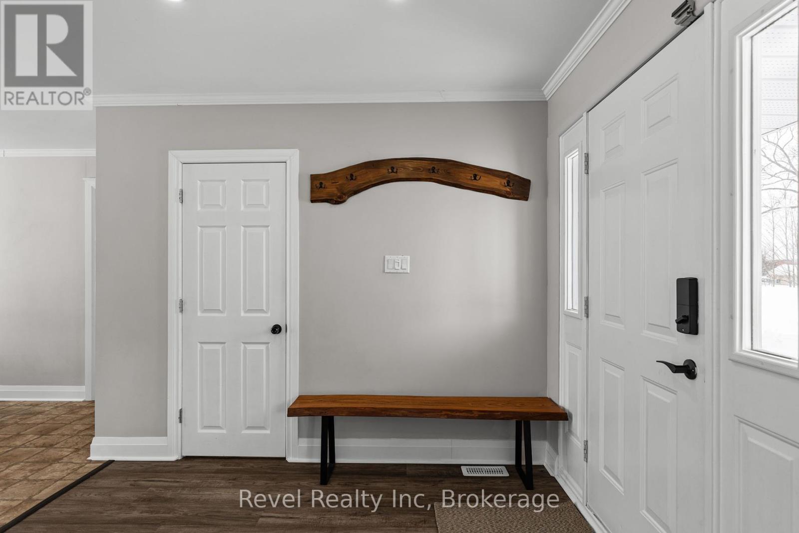 Photo 19 of 21 John Street, Springwater ON