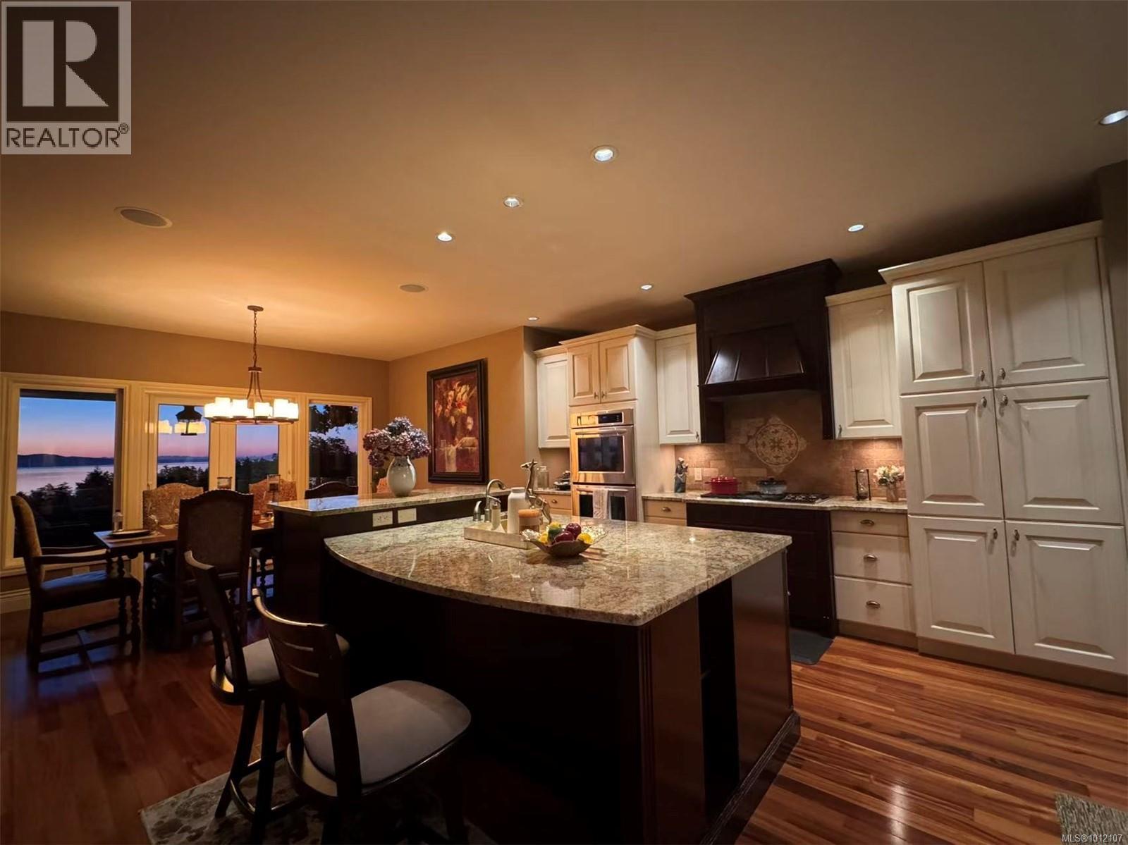 Photo 59 of 970 Seapearl Pl, Saanich BC
