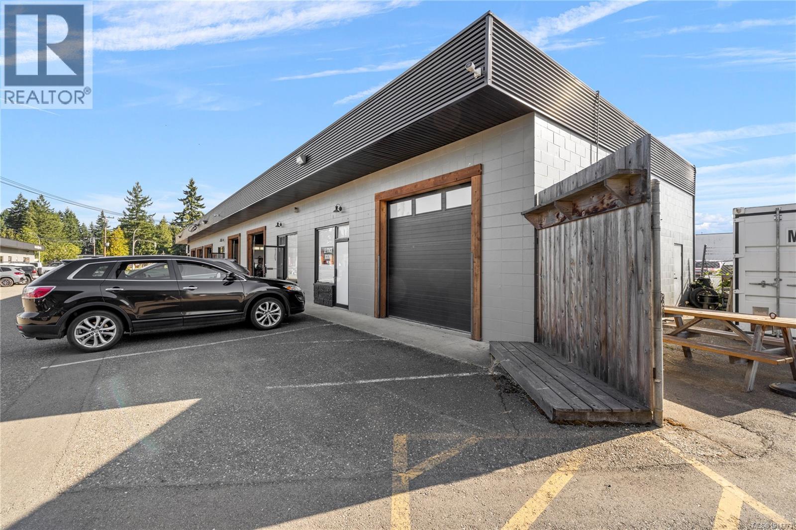 Photo 36 of 464 Island Hwy E, Parksville BC