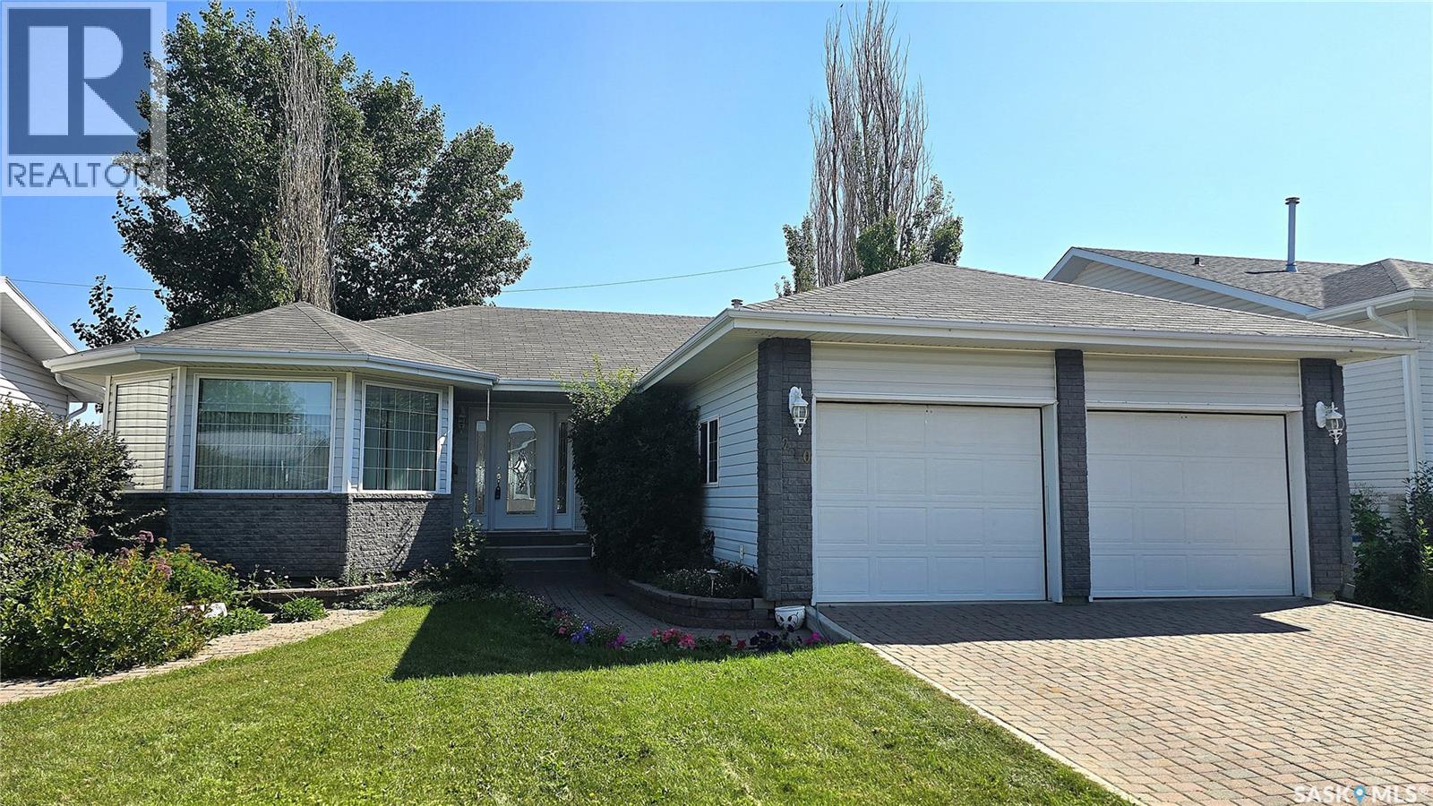 Photo 27 of 210 3rd Street E, Vanscoy SK