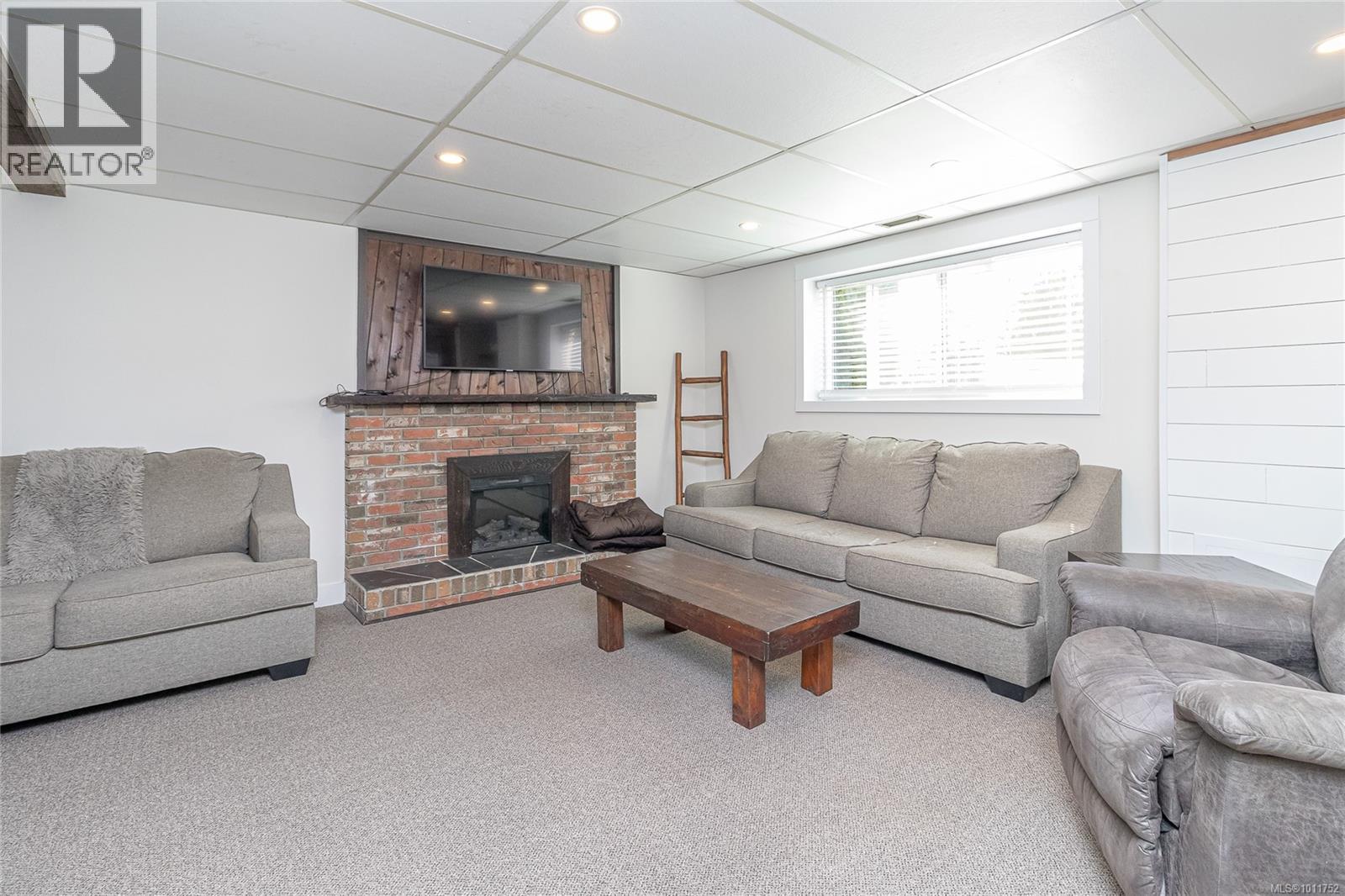 Photo 6 of 1872 Valleyview Pl, Duncan BC