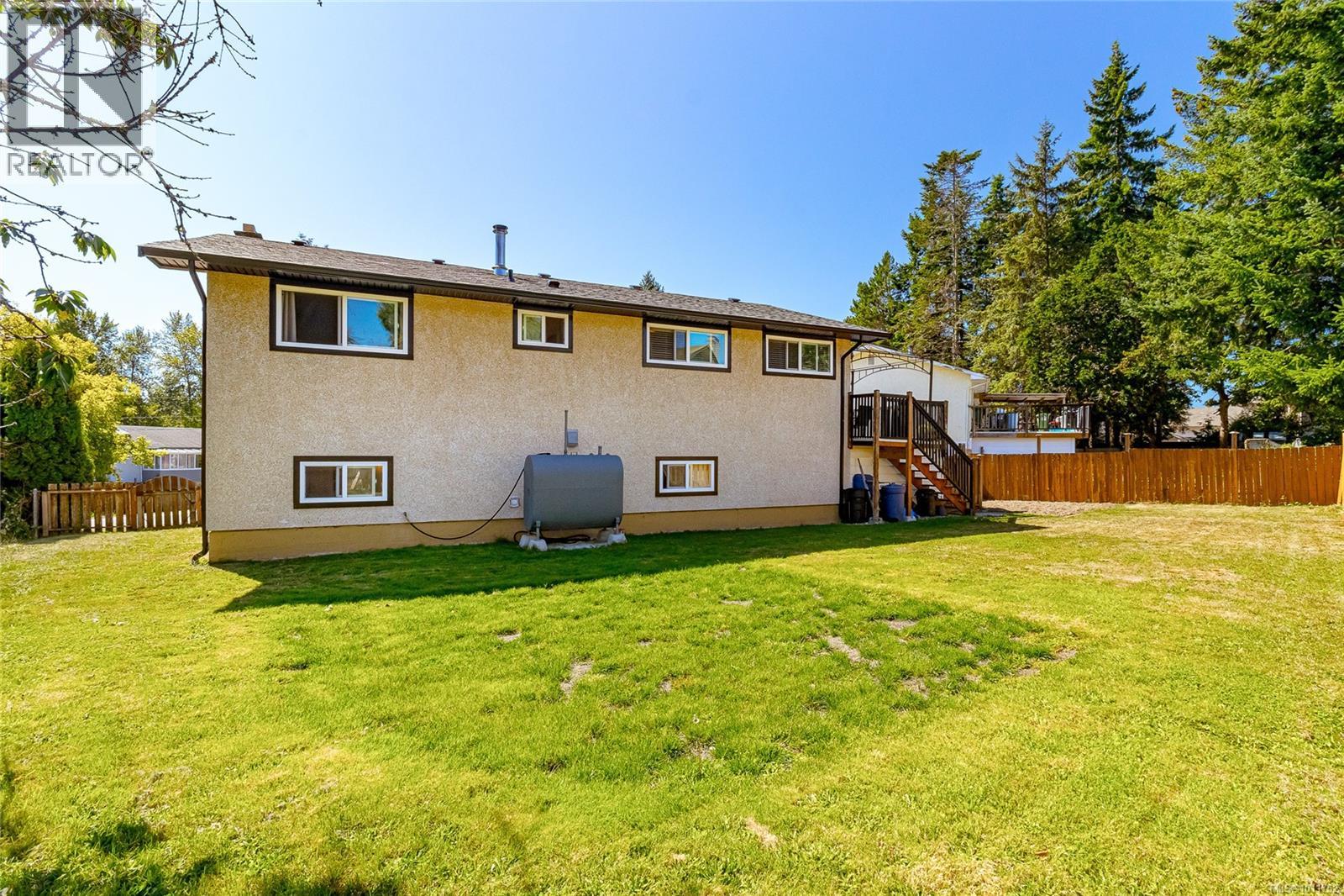 Photo 27 of 1872 Valleyview Pl, Duncan BC