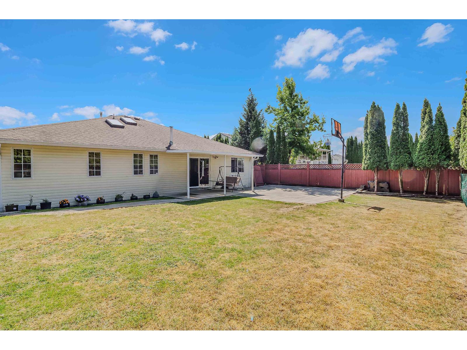 Photo 12 of 3099 Curlew Drive, Abbotsford BC