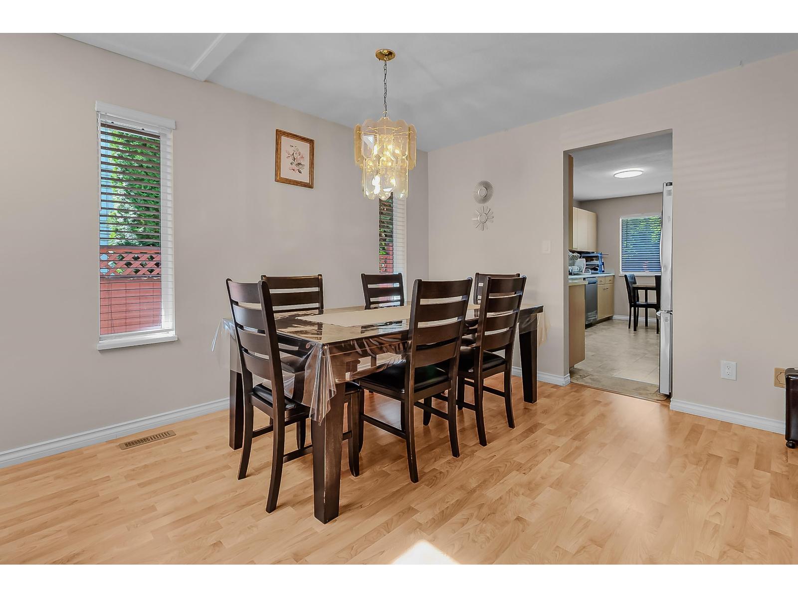 Photo 4 of 3099 Curlew Drive, Abbotsford BC