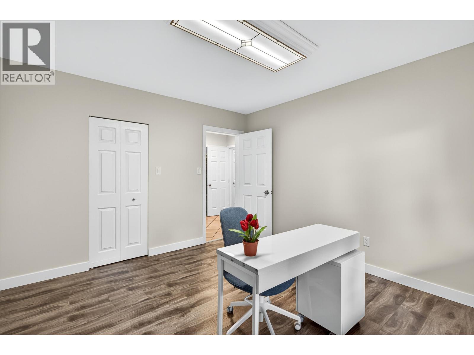 Photo 6 of 2453 Phillips Place, Burnaby BC
