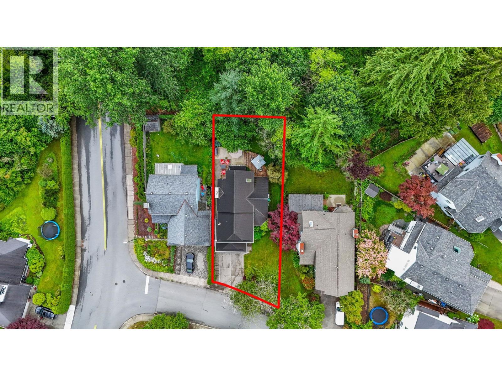 Photo 38 of 1330 Cimarron Drive, Coquitlam BC