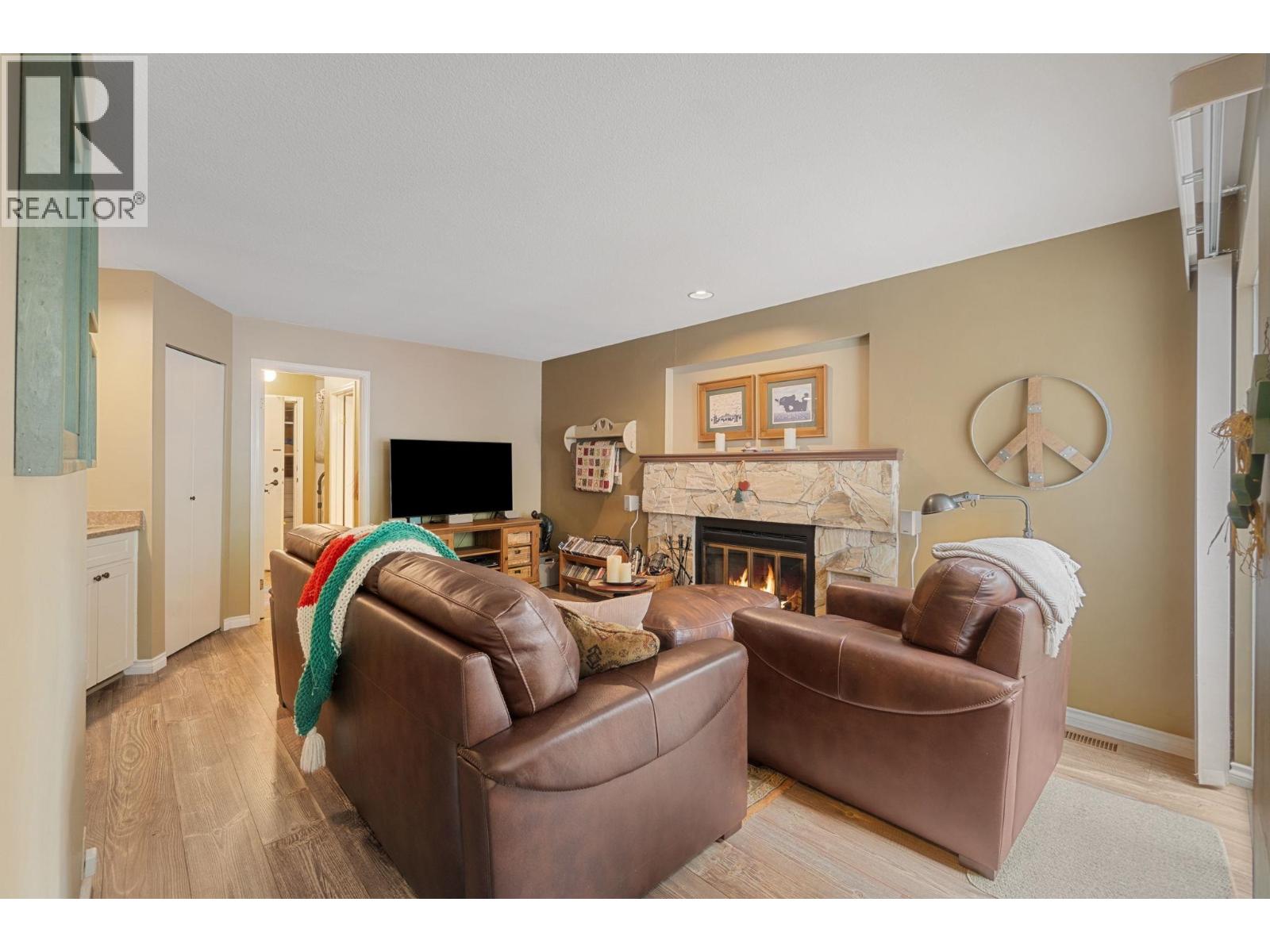 Photo 16 of 1330 Cimarron Drive, Coquitlam BC