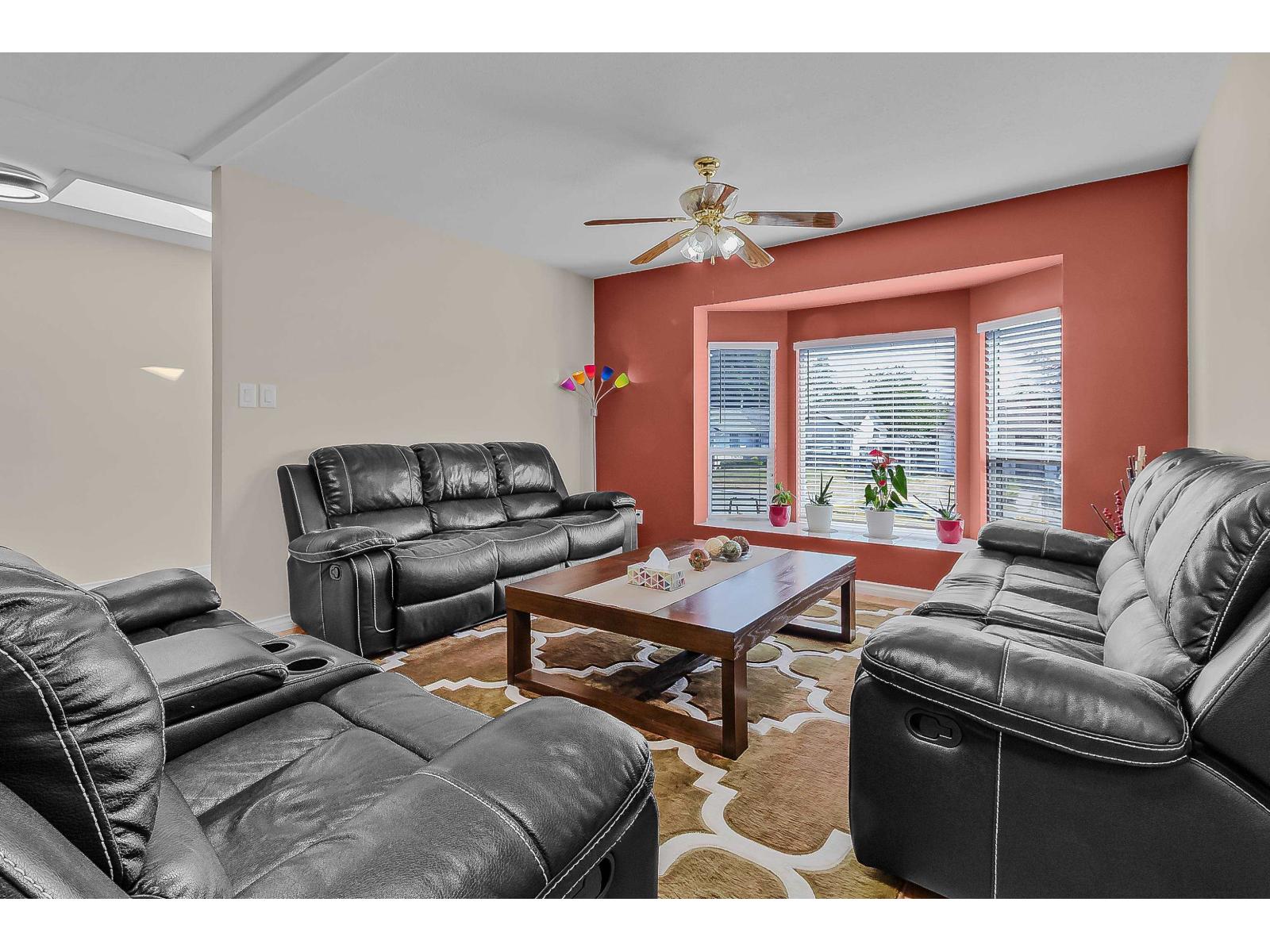 Photo 6 of 3099 Curlew Drive, Abbotsford BC