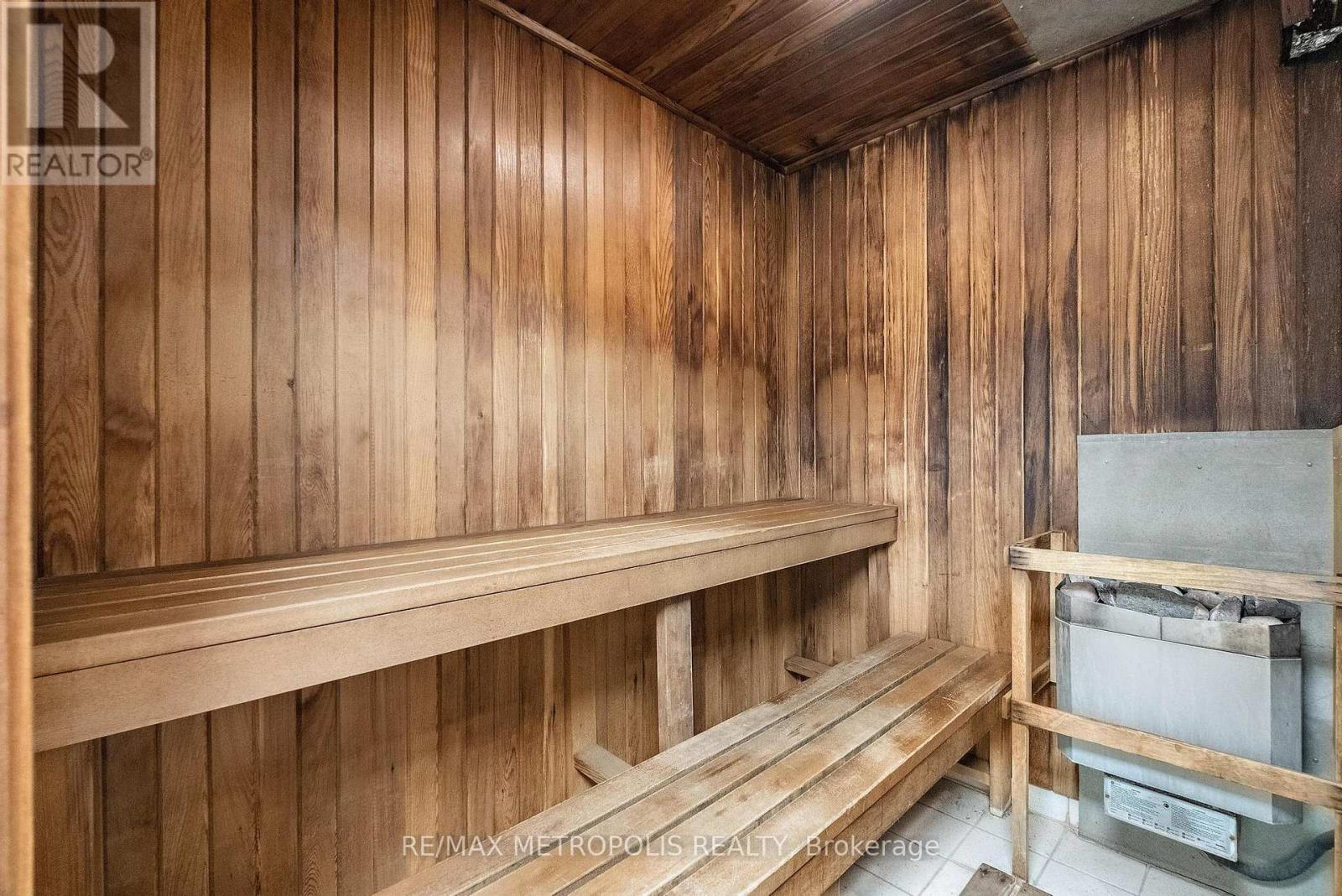 Photo 22 of 701 81 Townsgate Drive, Vaughan ON