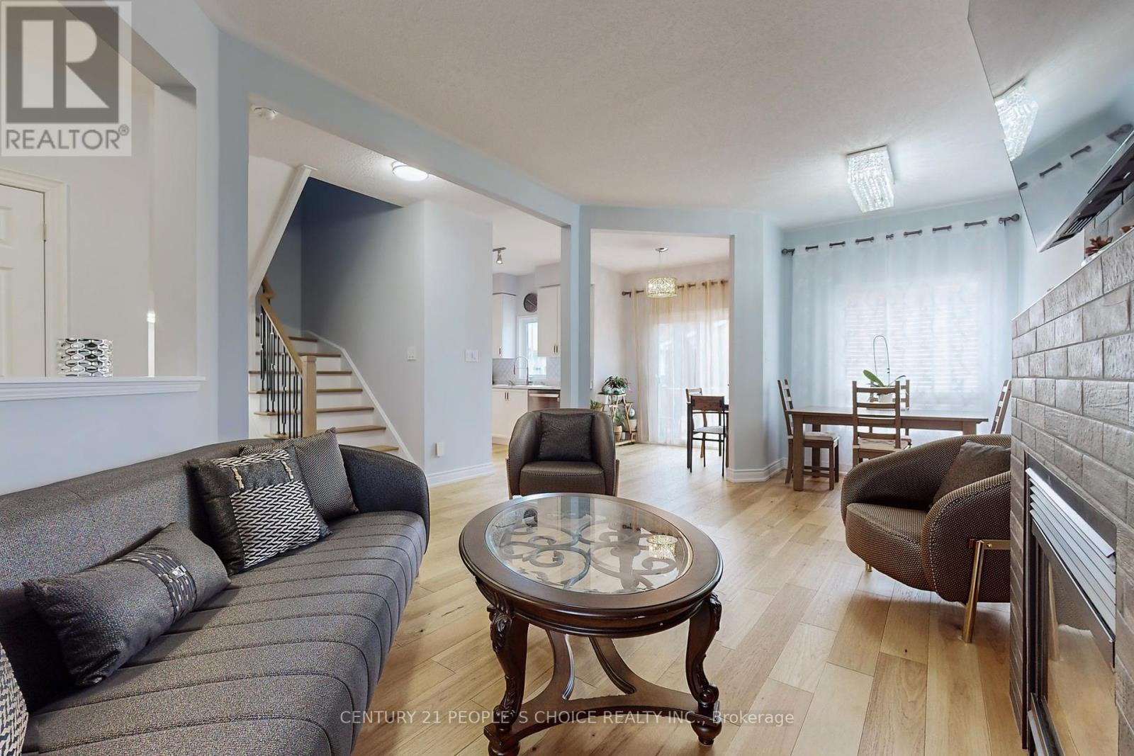 Photo 23 of 401 Cranston Park Avenue, Vaughan ON