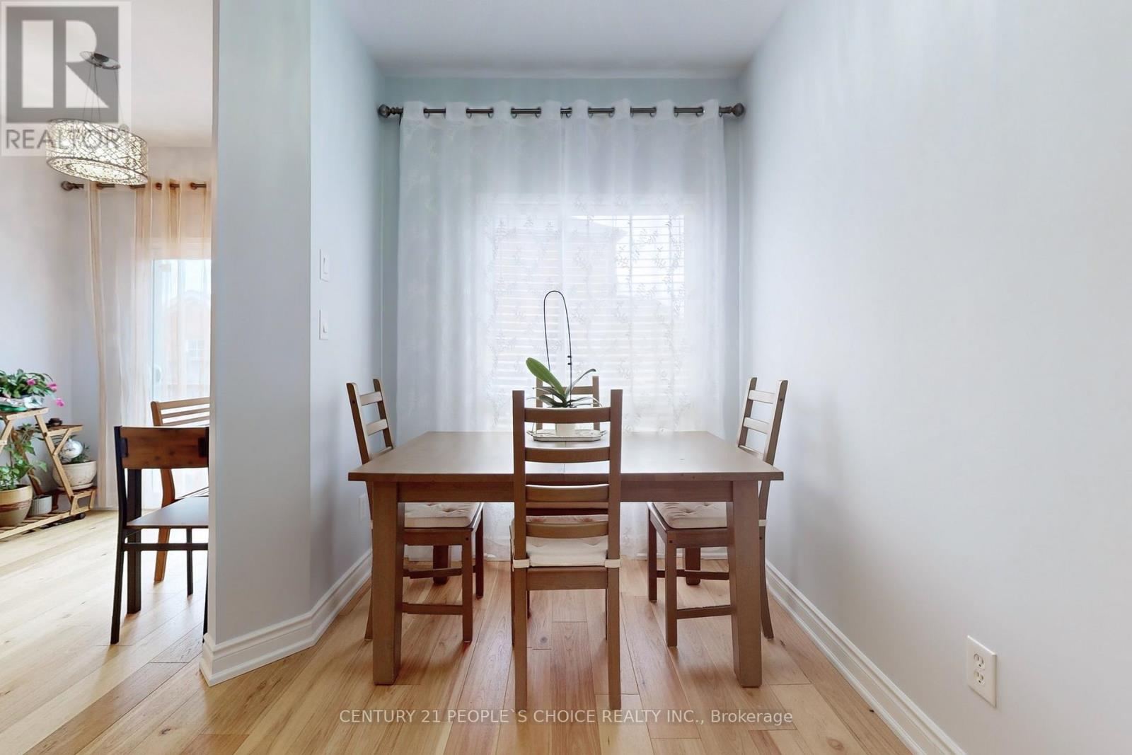 Photo 37 of 401 Cranston Park Avenue, Vaughan ON