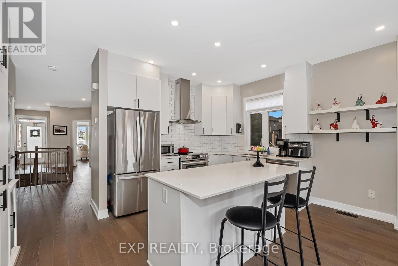 Photo 30 of 201 Osterley Way, Ottawa ON