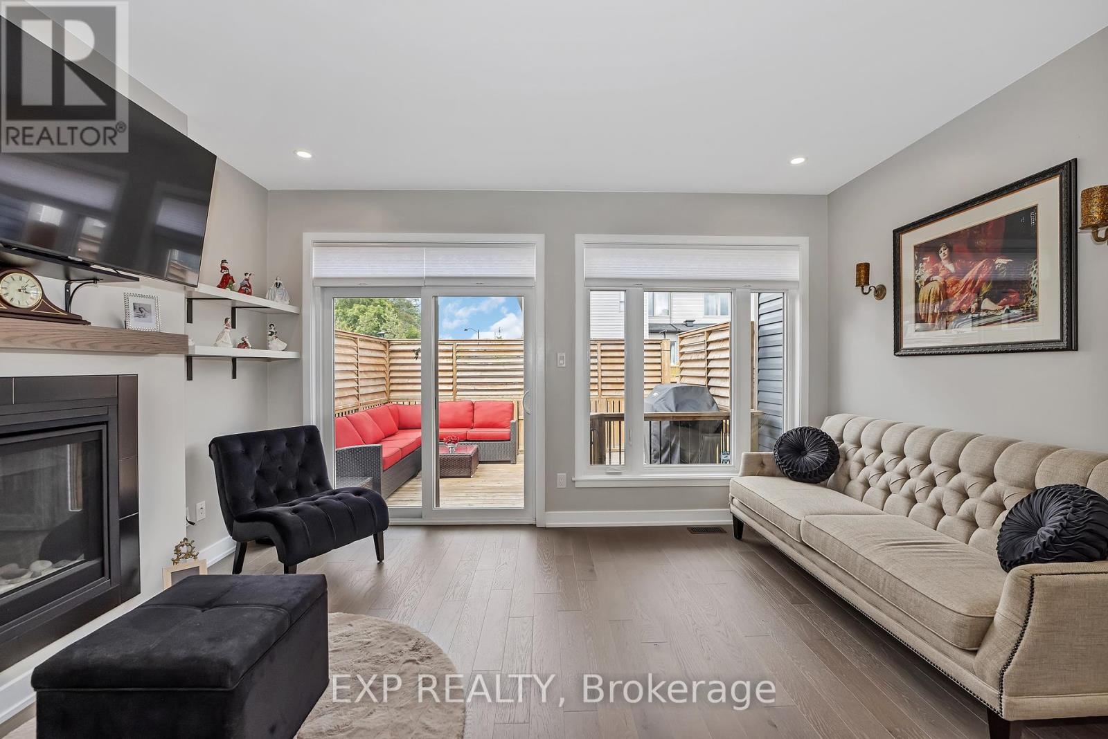 Photo 39 of 201 Osterley Way, Ottawa ON