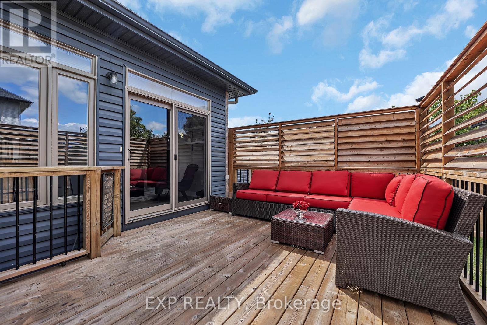Photo 21 of 201 Osterley Way, Ottawa ON