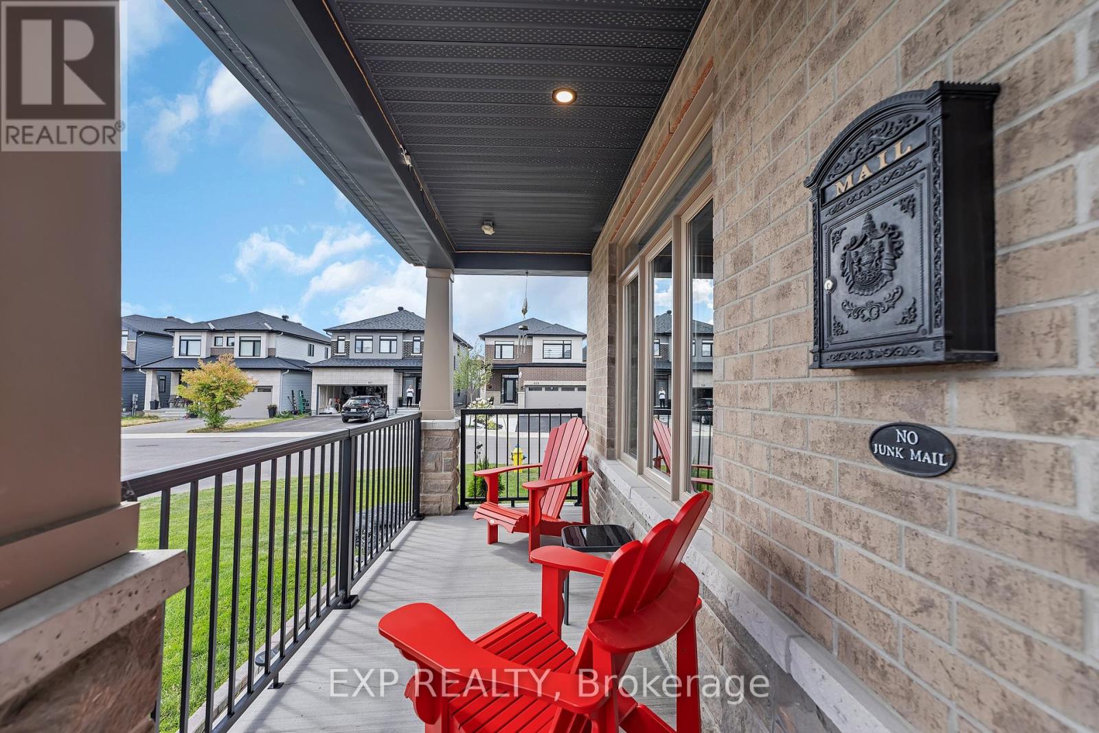 Photo 27 of 201 Osterley Way, Ottawa ON