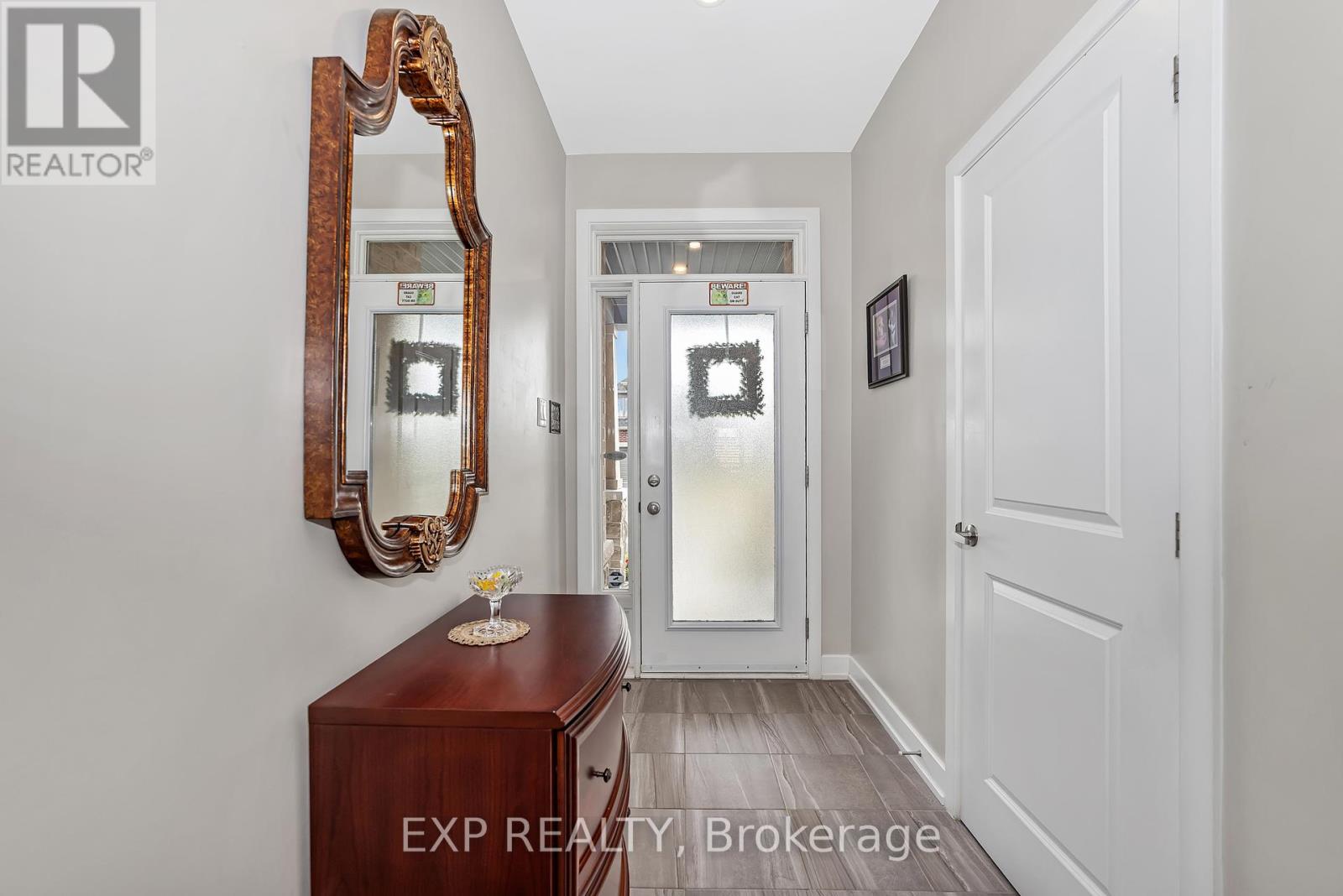 Photo 42 of 201 Osterley Way, Ottawa ON