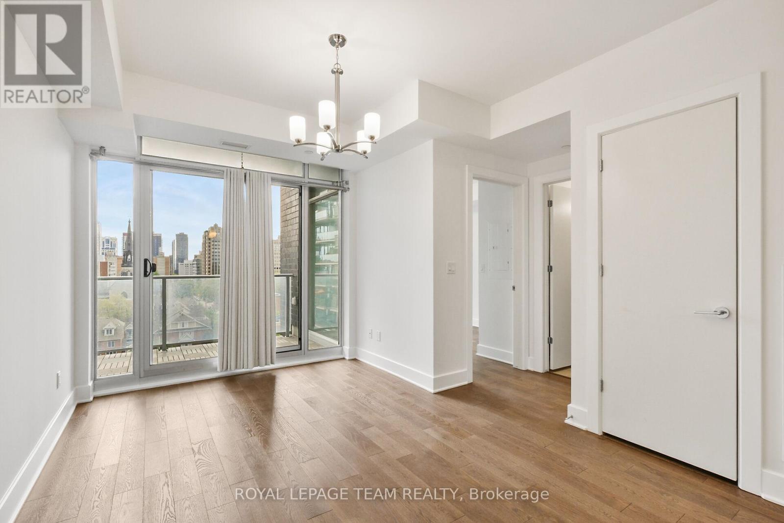 Photo 22 of 909 255 Bay Street, Ottawa ON