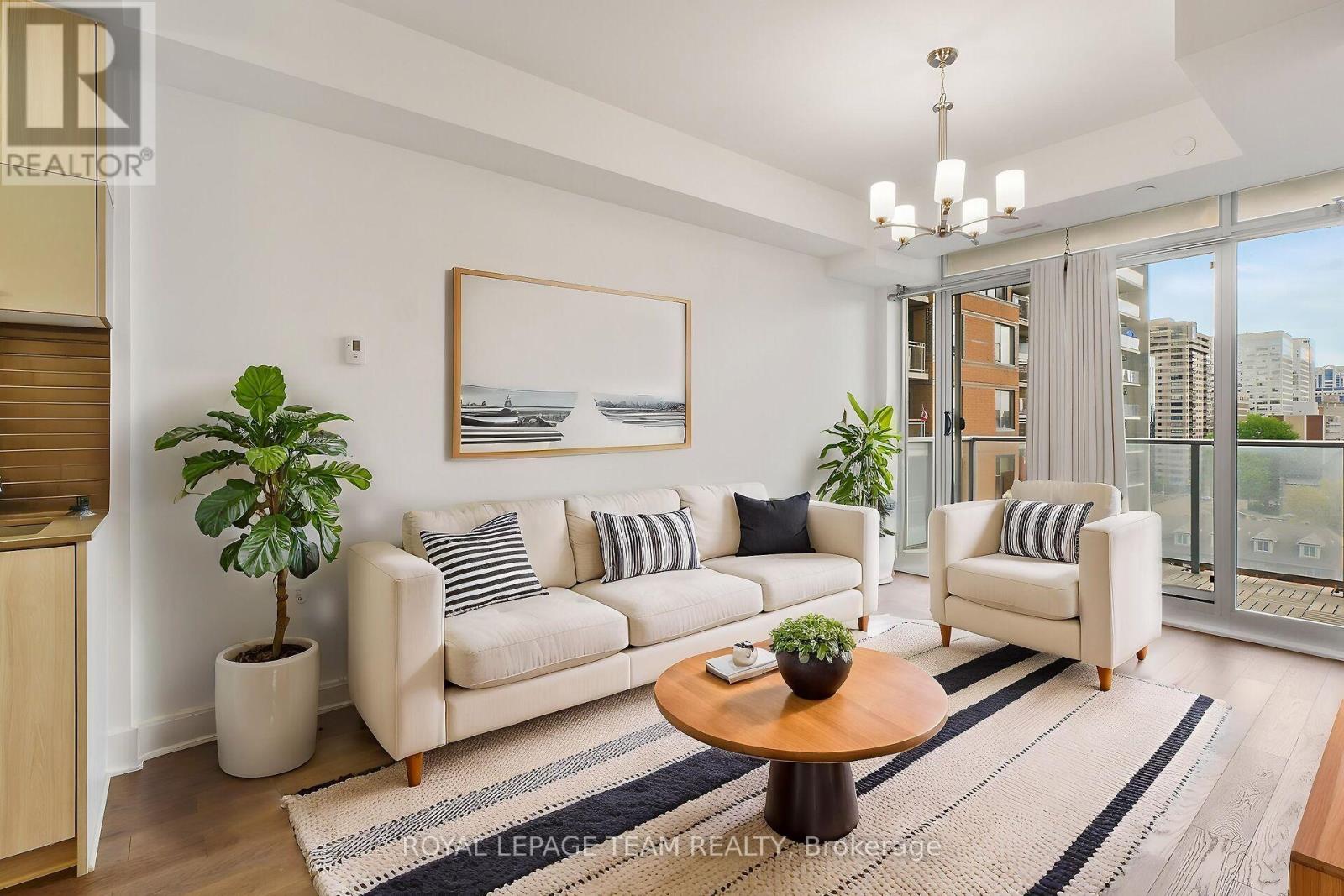 Photo 23 of 909 255 Bay Street, Ottawa ON