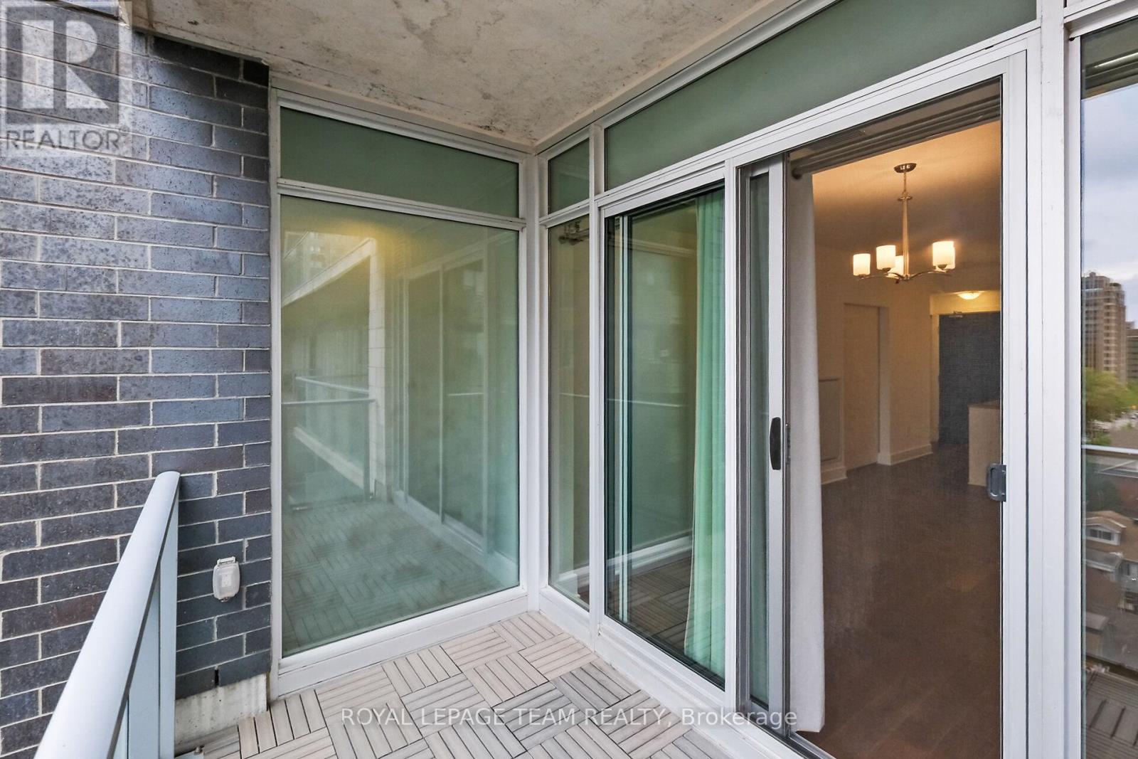 Photo 18 of 909 255 Bay Street, Ottawa ON