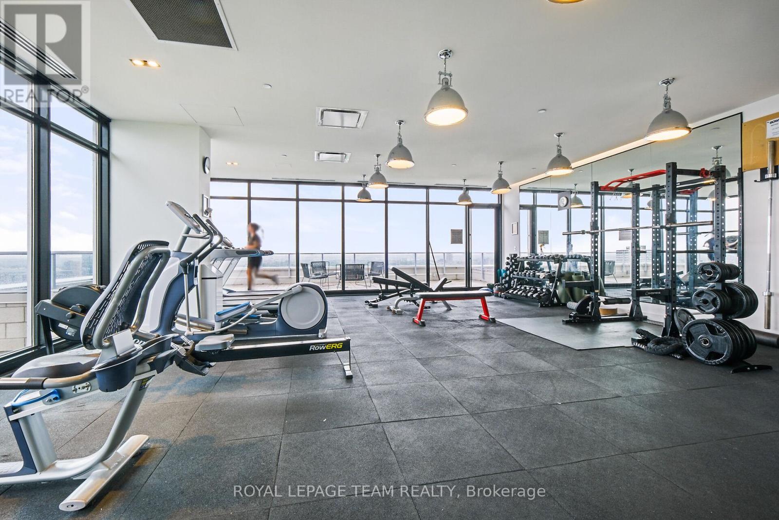 Photo 5 of 909 255 Bay Street, Ottawa ON