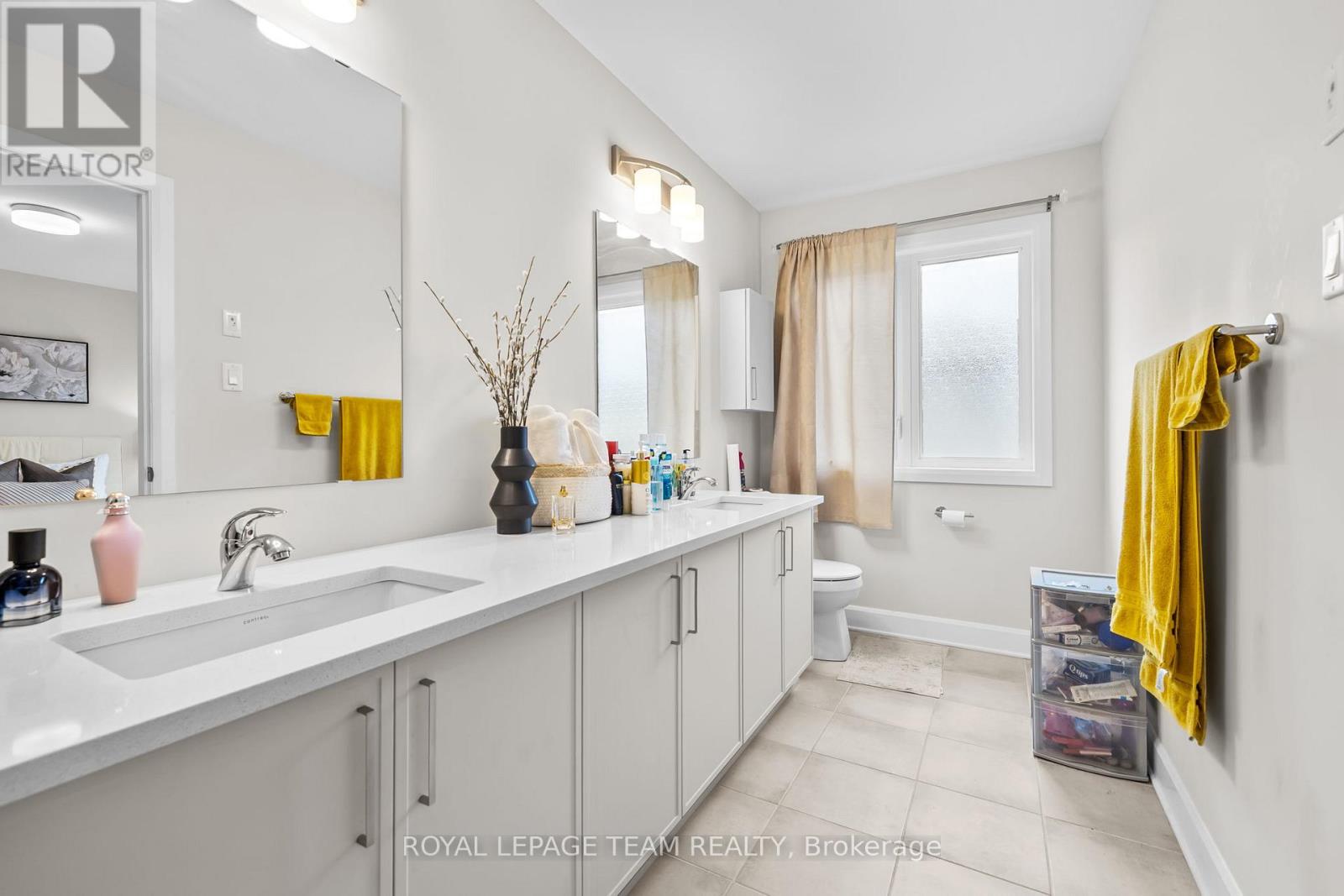 Photo 25 of 908 Clarkia Street, Ottawa ON
