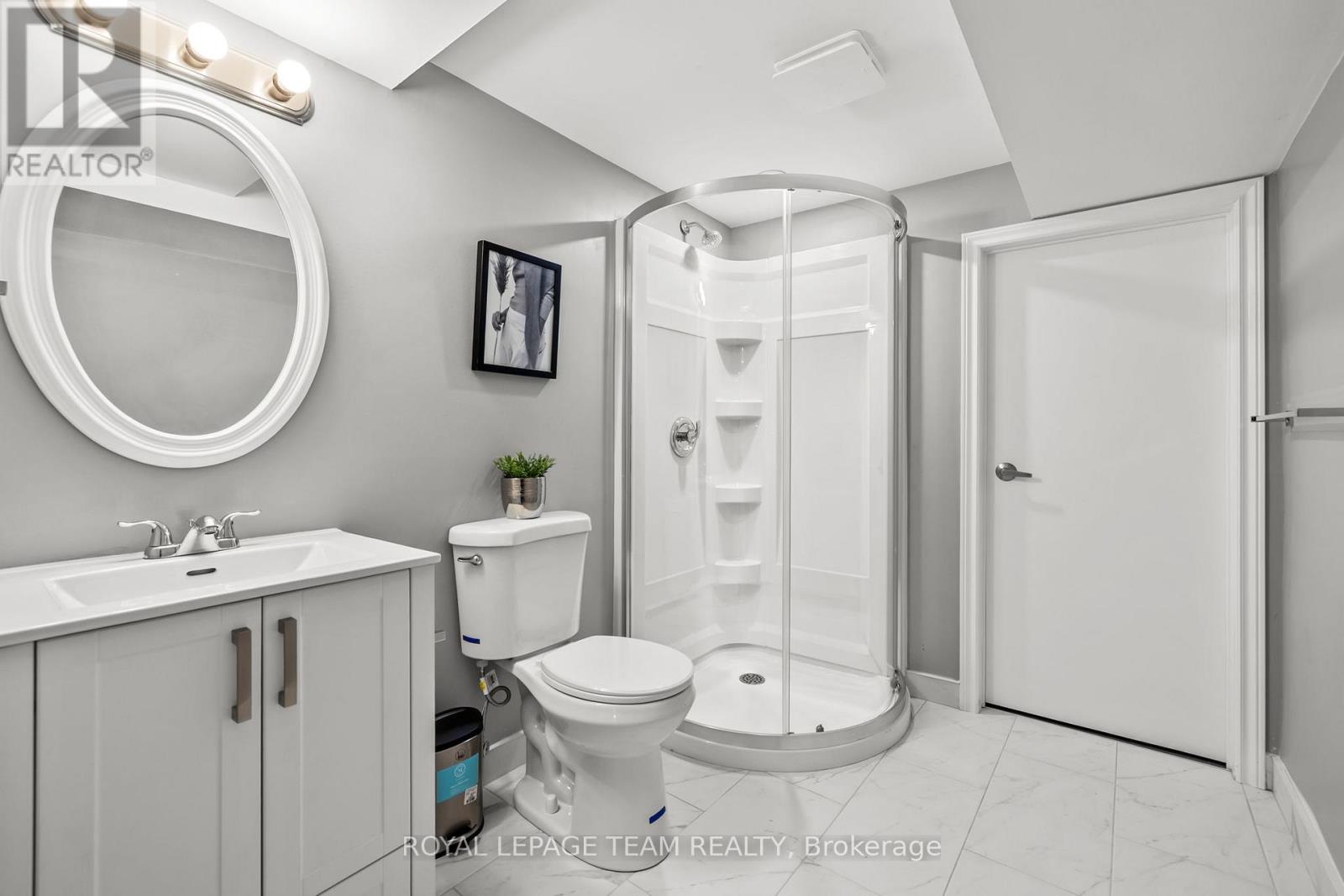 Photo 19 of 908 Clarkia Street, Ottawa ON