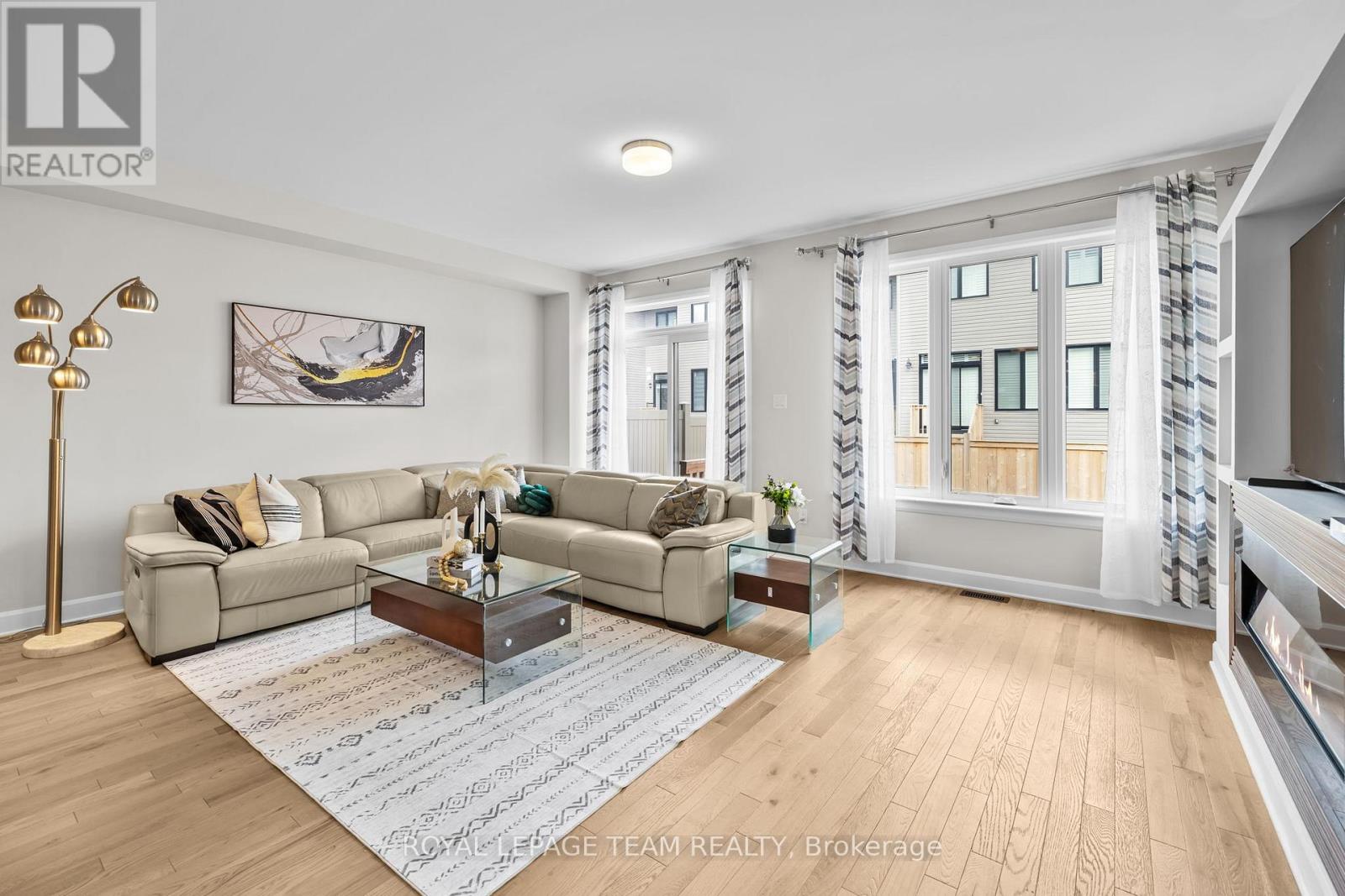 Photo 30 of 908 Clarkia Street, Ottawa ON