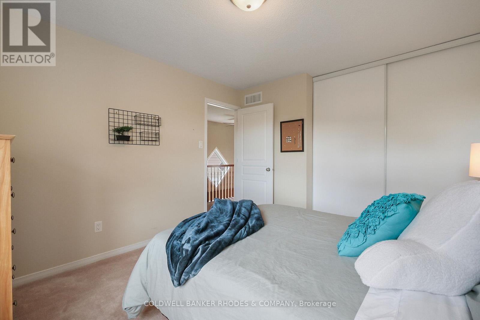 Photo 25 of 175 Destiny Private, Ottawa ON