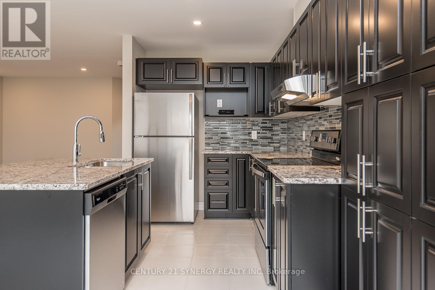 Photo 24 of 607 Trigoria Crescent, Ottawa ON