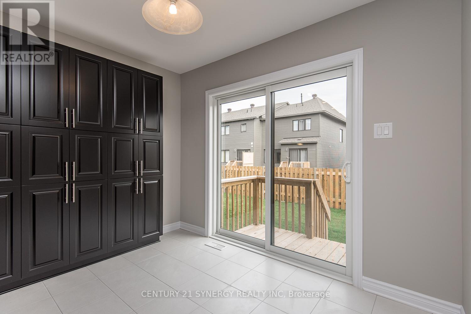 Photo 25 of 607 Trigoria Crescent, Ottawa ON